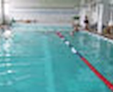 Усан спортын төвтэй болов