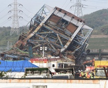 БНСУ-ын Ульсан хотод цахилгаан станцын барилга нуржээ