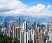 Хонконг хөрөнгө оруулагчдын визийн бодлогоо зөөлрүүллээ