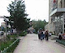 Явган хүний замын эдэлгээ муу байна