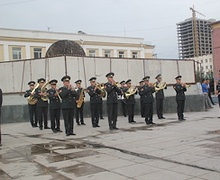 Барилгачдын баярын мэнд хүргэе