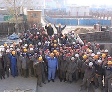 Их бүтээн байгуулагчид руу төмөр нударгаа бүү далайгаач!