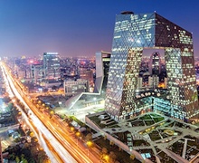 Консол хэлбэрийн бүтээцийг архитектур болон инженерийн ухаанаар нэгтгэсэн Хятадын CCTV барилга