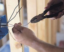 Мэргэжлийн цахилгааны мэргэжилтэнтэй ажиллахын ашиг тус