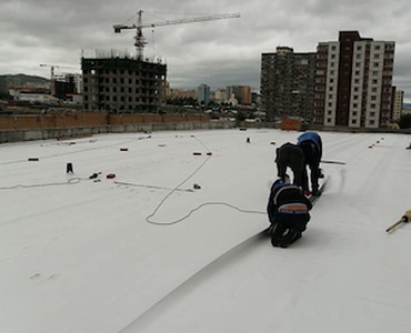 Ус тусгаарлах материал