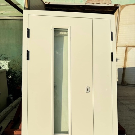 Сургуулийн хаалга 88111447