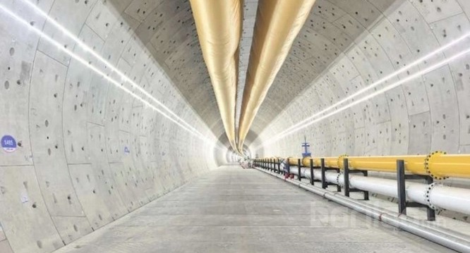 Хятадад Хөх мөрний доогуур 14 км гаруй төмөр замын усан доорх хонгилыг ухаж дуусгалаа