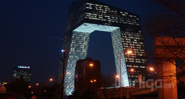 Тэнгэр баганадсан мэдээллийн цамхаг