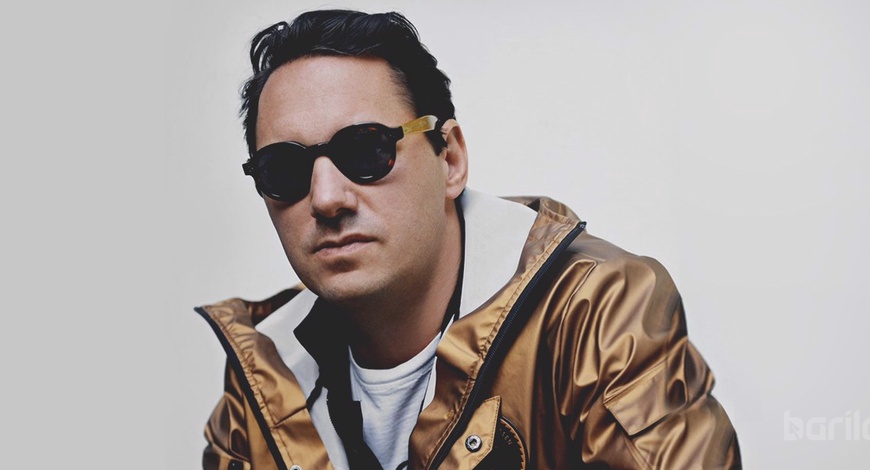 Дэлхийг байлдан дагууж буй архитектор Жулиен Де Смедит