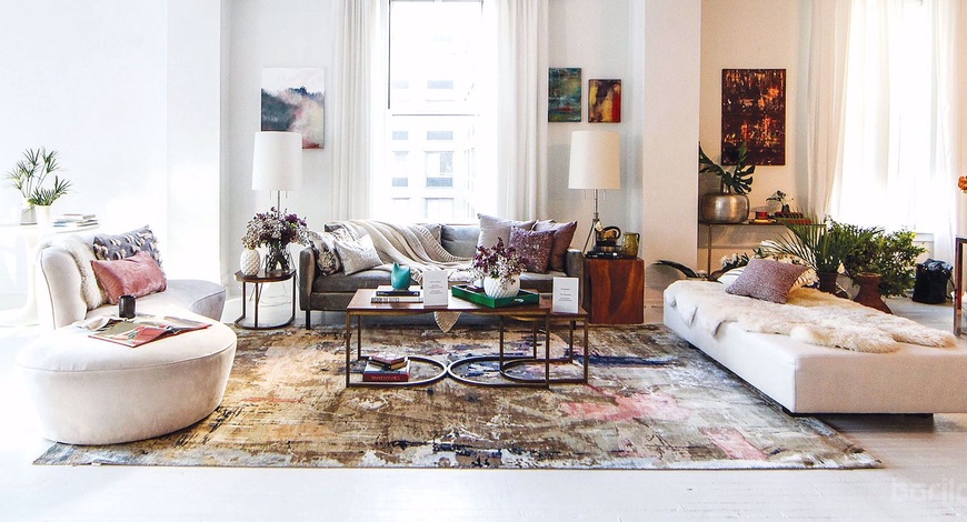 Зочны өрөөгөө өөрчлөхийг хүсвэл эхлээд өнгөө зөв сонгоорой