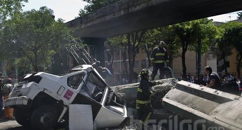 Мексикт хүчтэй газар хөдлөлт болж 500 гаруй байшин барилга сүйджээ