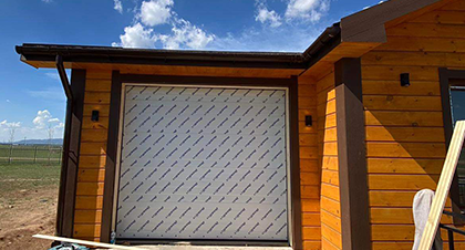 Та бүхэнд удирдлагатай гражийн автомат хаалгыг санал болгож байна