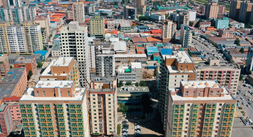 Ашиглалтын шаардлага хангахгүй барилгыг буулгаж, шинээр орон сууц барих төсөл үргэлжилж байна