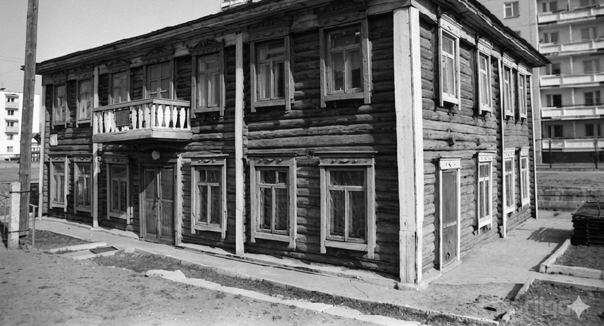 Улаанбаатарын түүхийн дурсгалт барилгууд №1   /Ой санамж - үгүй хот/