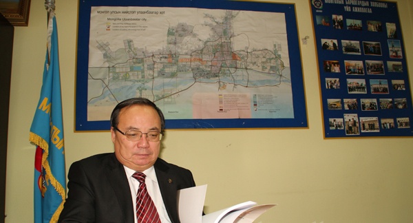 Монголын барилгачдын холбооны ерөнхийлөгч М.Батбаатар: Би жирийн барилгачдын төлөөлөл