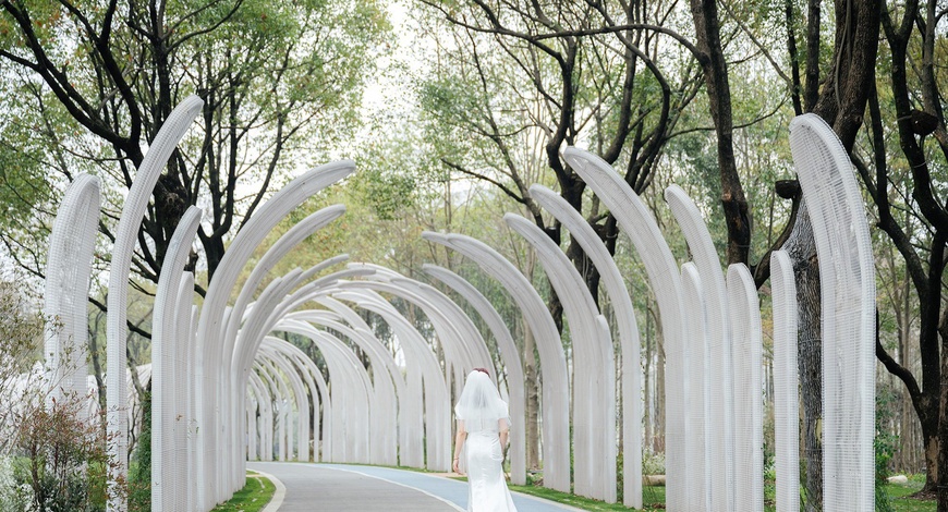  Хятадын сонгодог цэцэрлэгт хүрээлэн болох "Emerald Screen Pergola"