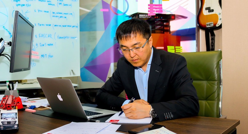 Т.ОЮУНБААТАР: Манай салбарынхан аливаа зүйлийг өөр өнцгөөс харж,  ойлгож, дүгнэдэг болсон