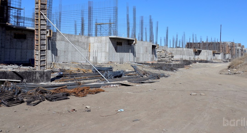 Туул голын хамгаалалтын бүсэд хууль бусаар барилга барьж буй үйл ажиллагаатай танилцлаа