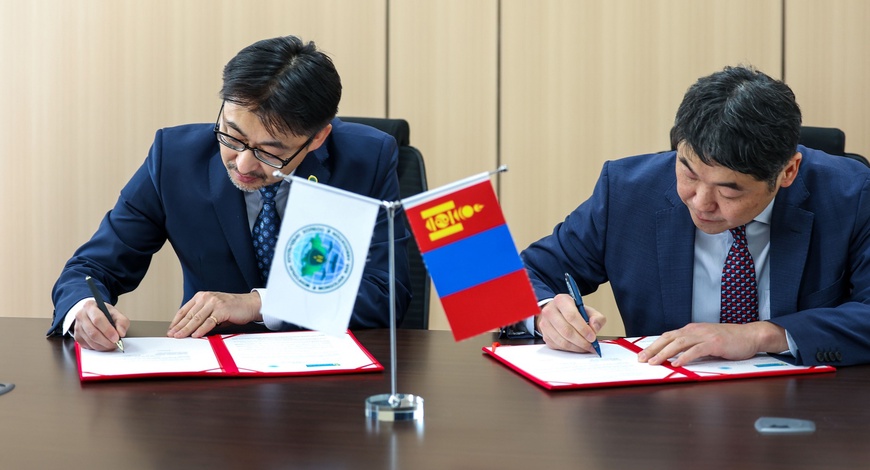 Санамж бичиг байгуулж, салбарын хуульчдыг чадавхжуулна