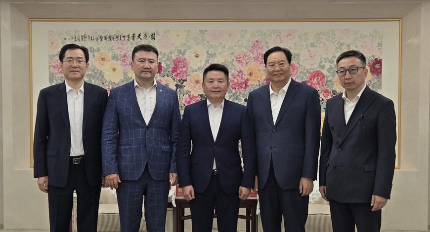 Монгол Улсын барилгын салбарын талаар Г.Батсүх илтгэл тавилаа