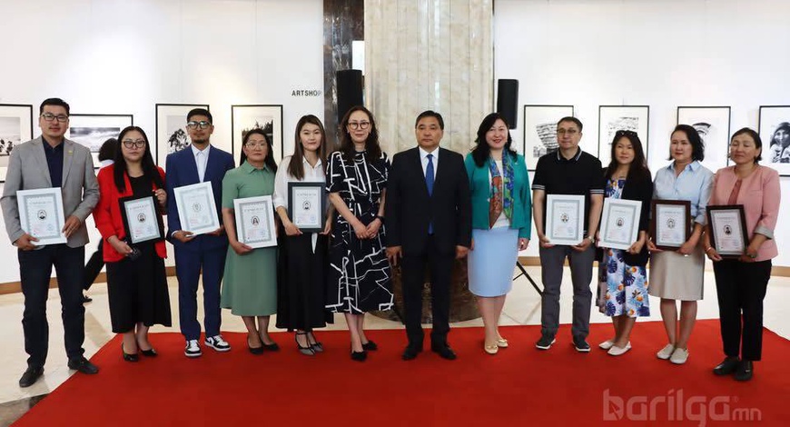 Ногоон барилгын аудиторууд гэрчилгээгээ гардан авлаа 